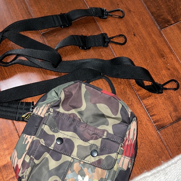 Mini Adidas backpack - Picture 4 of 4